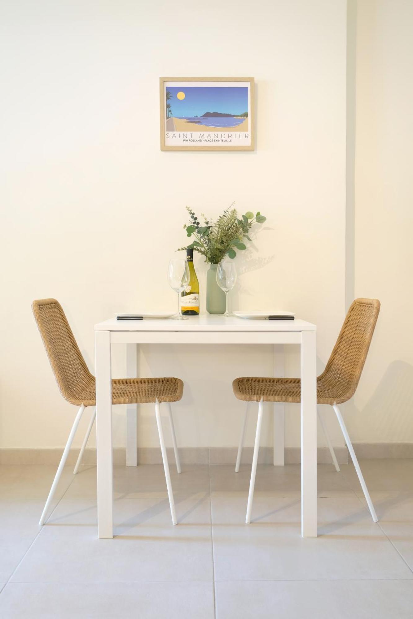 Studio Renove, 5Mn Plage, Terrasse, Clim, Velos Saint-Mandrier-sur-Mer Dış mekan fotoğraf