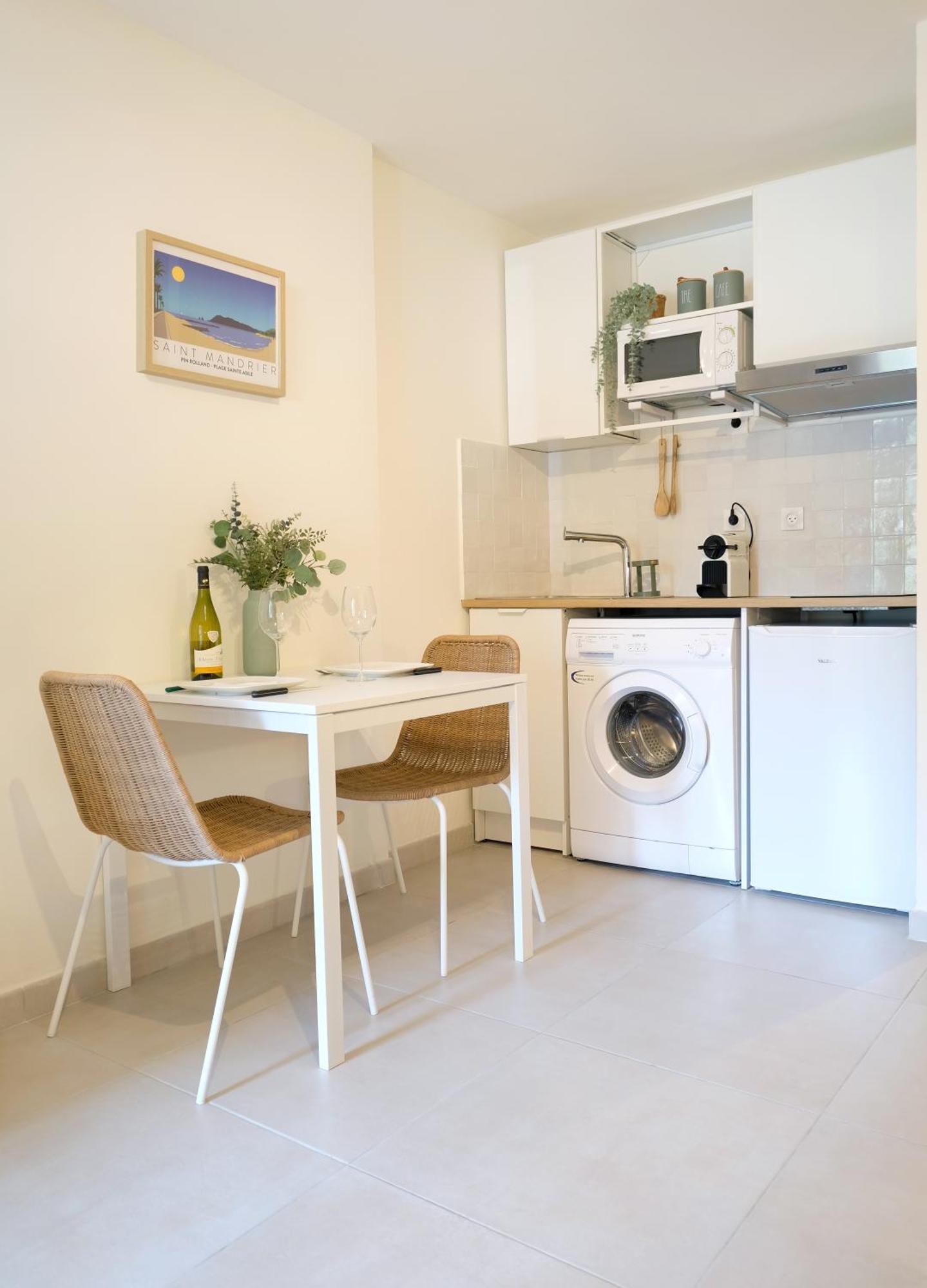 Studio Renove, 5Mn Plage, Terrasse, Clim, Velos Saint-Mandrier-sur-Mer Dış mekan fotoğraf